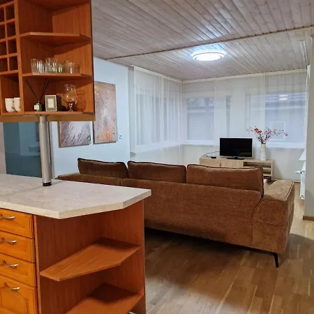 Cozy On The Second Floor Of A Private House In Nõmme *