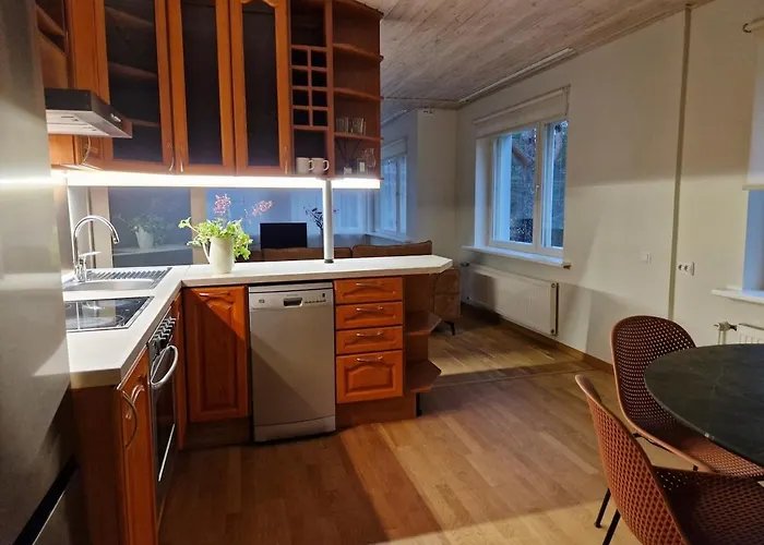 Cozy On The Second Floor Of A Private House In Nõmme * Talin